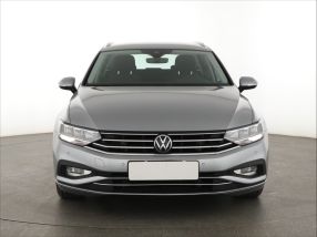 Volkswagen Passat - 2022