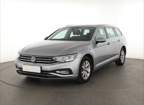 Volkswagen Passat - 2022