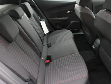 Peugeot e-2008 - 2022