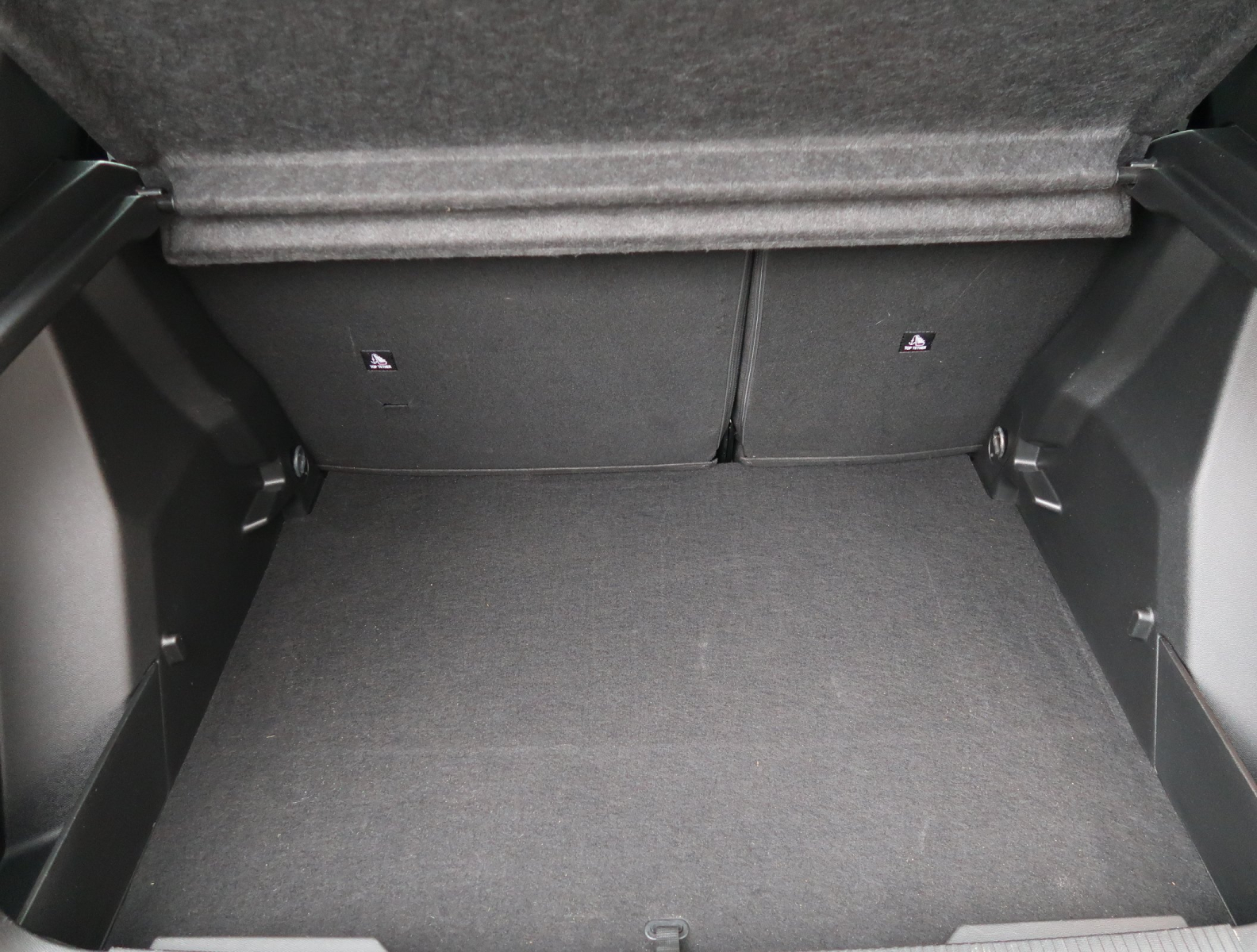 Peugeot e-2008 - 2022