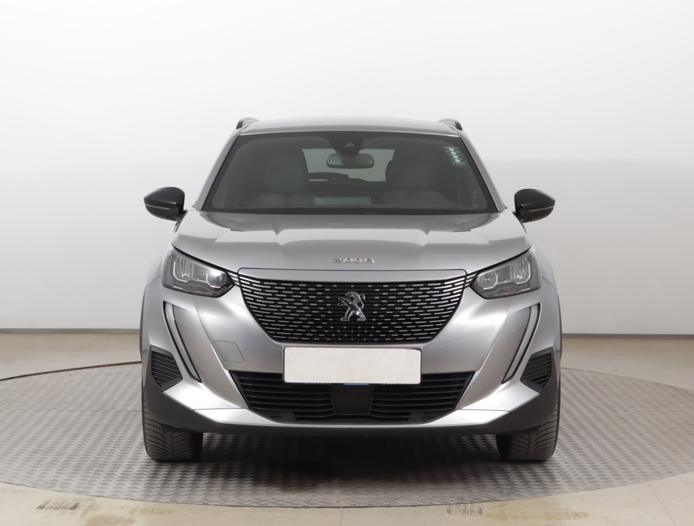 Peugeot e-2008