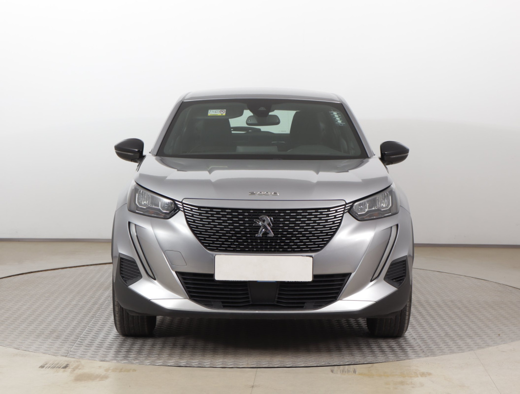 Peugeot e-2008