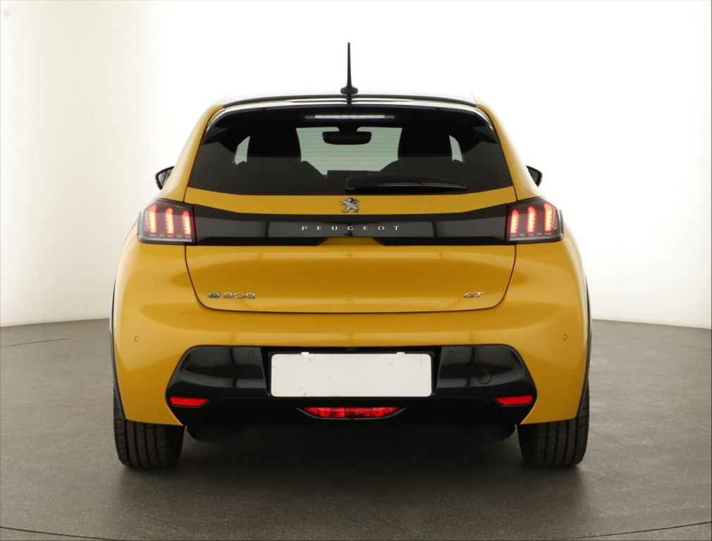 Peugeot e-208