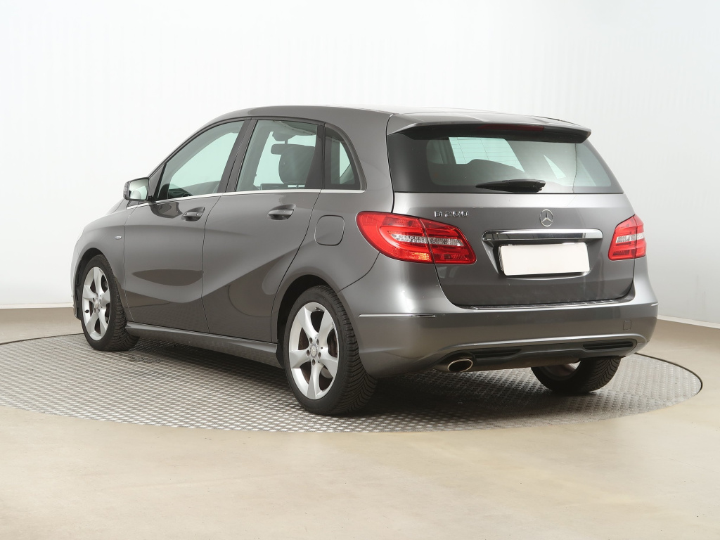 Mercedes-Benz B