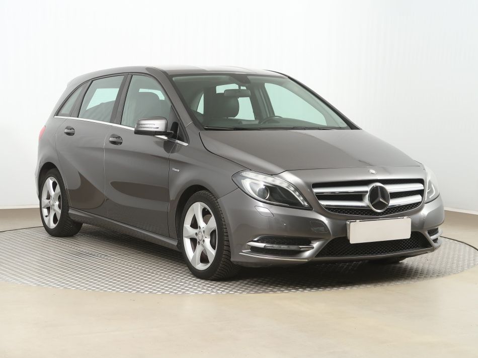 Mercedes-Benz B - 2012