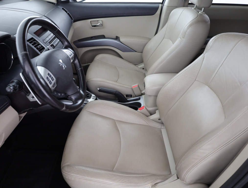 Peugeot 4007