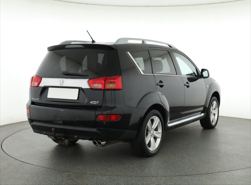 Peugeot 4007