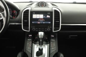 Porsche Cayenne - 2017