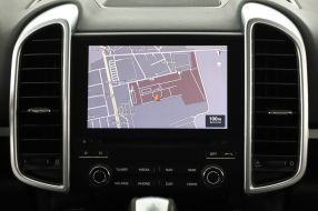 Porsche Cayenne - 2017
