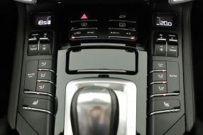 Porsche Cayenne - 2017