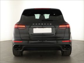 Porsche Cayenne - 2017