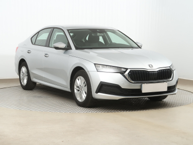 Škoda Octavia - 2023
