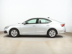 Škoda Octavia - 2023