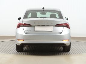 Škoda Octavia - 2023