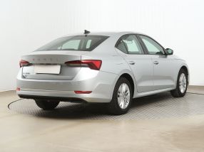 Škoda Octavia - 2023