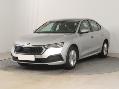 Škoda Octavia - 2023