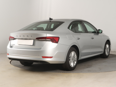 Škoda Octavia - 2023