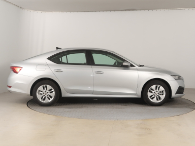 Škoda Octavia - 2023