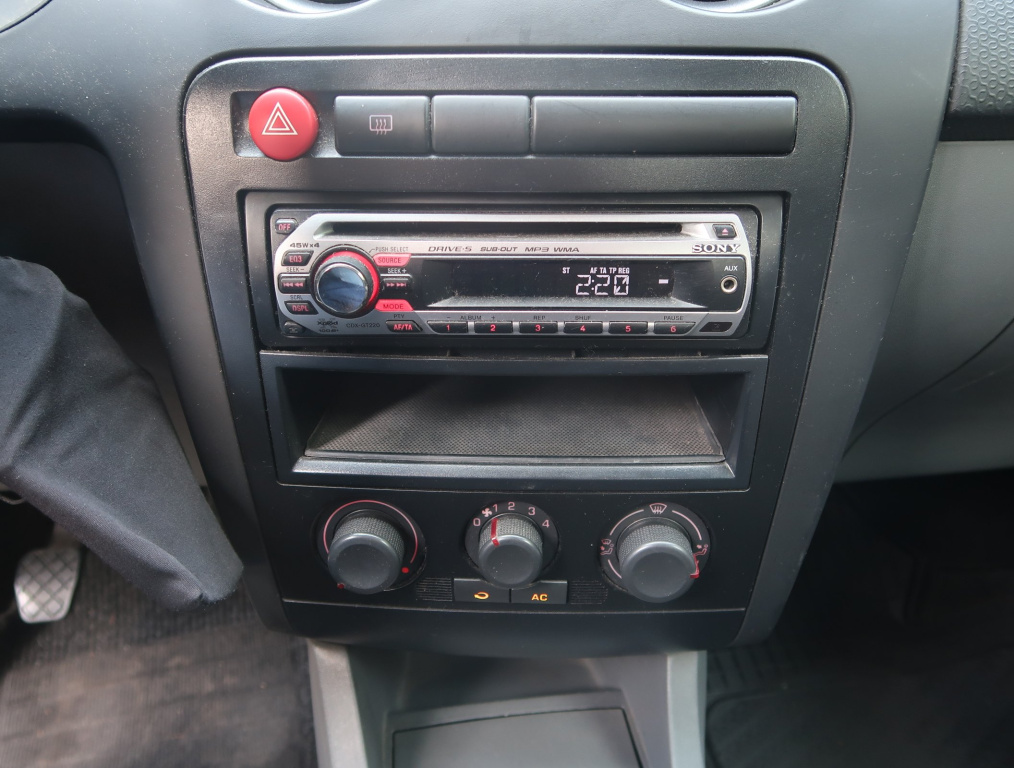 Seat Cordoba