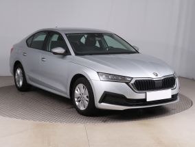 Škoda Octavia - 2023