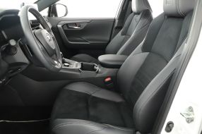 Toyota RAV 4 - 2024
