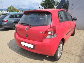 Toyota Yaris - 2011