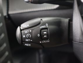 Peugeot 2008 - 2024