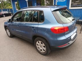 Volkswagen Tiguan - 2012