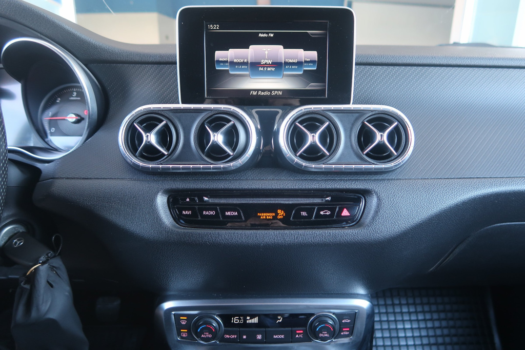 Mercedes-Benz X