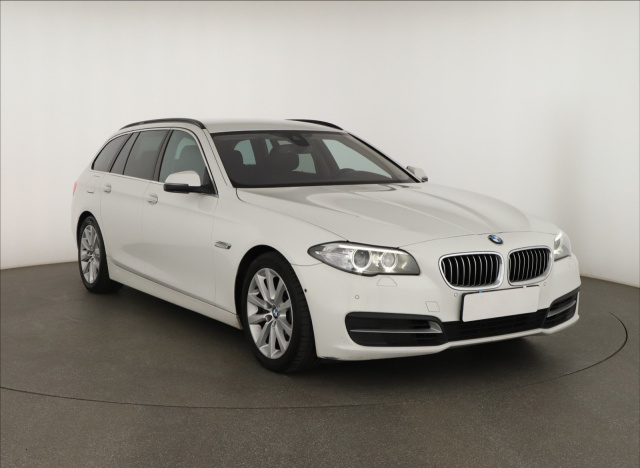 BMW 5 2016