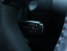 Toyota Land Cruiser - 2023