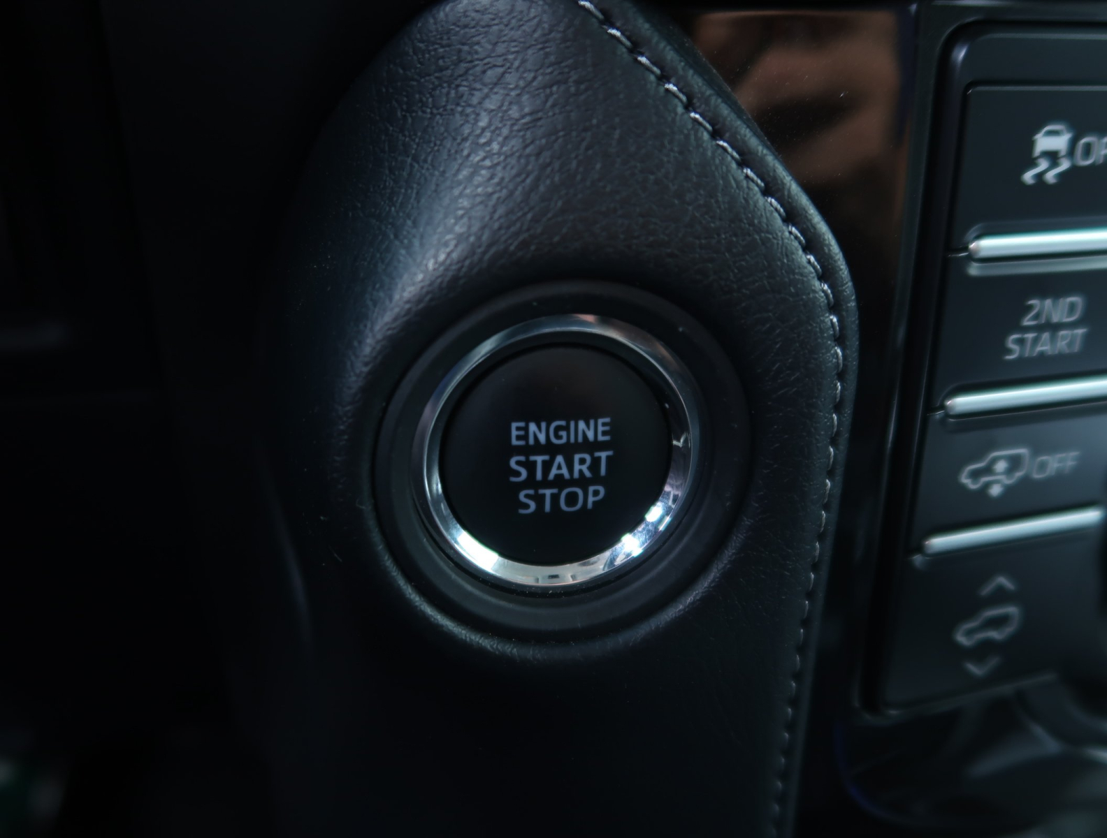 Toyota Land Cruiser - 2023