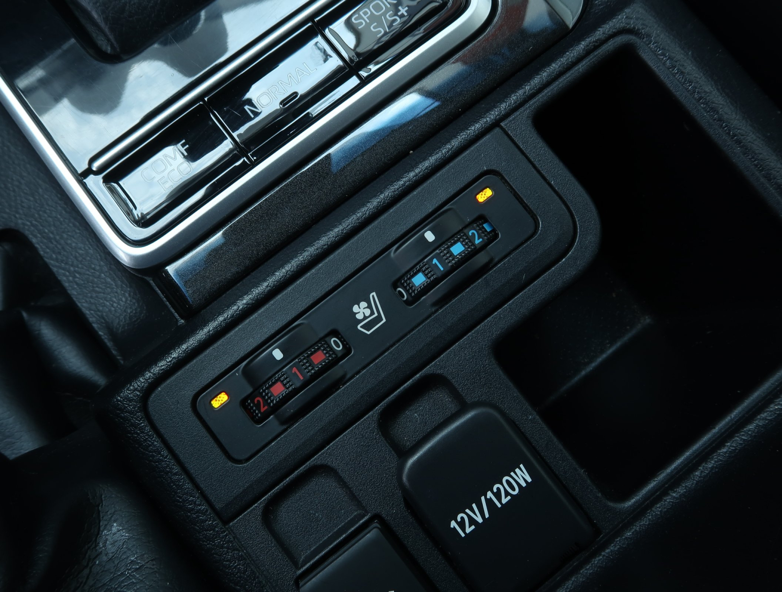 Toyota Land Cruiser - 2023