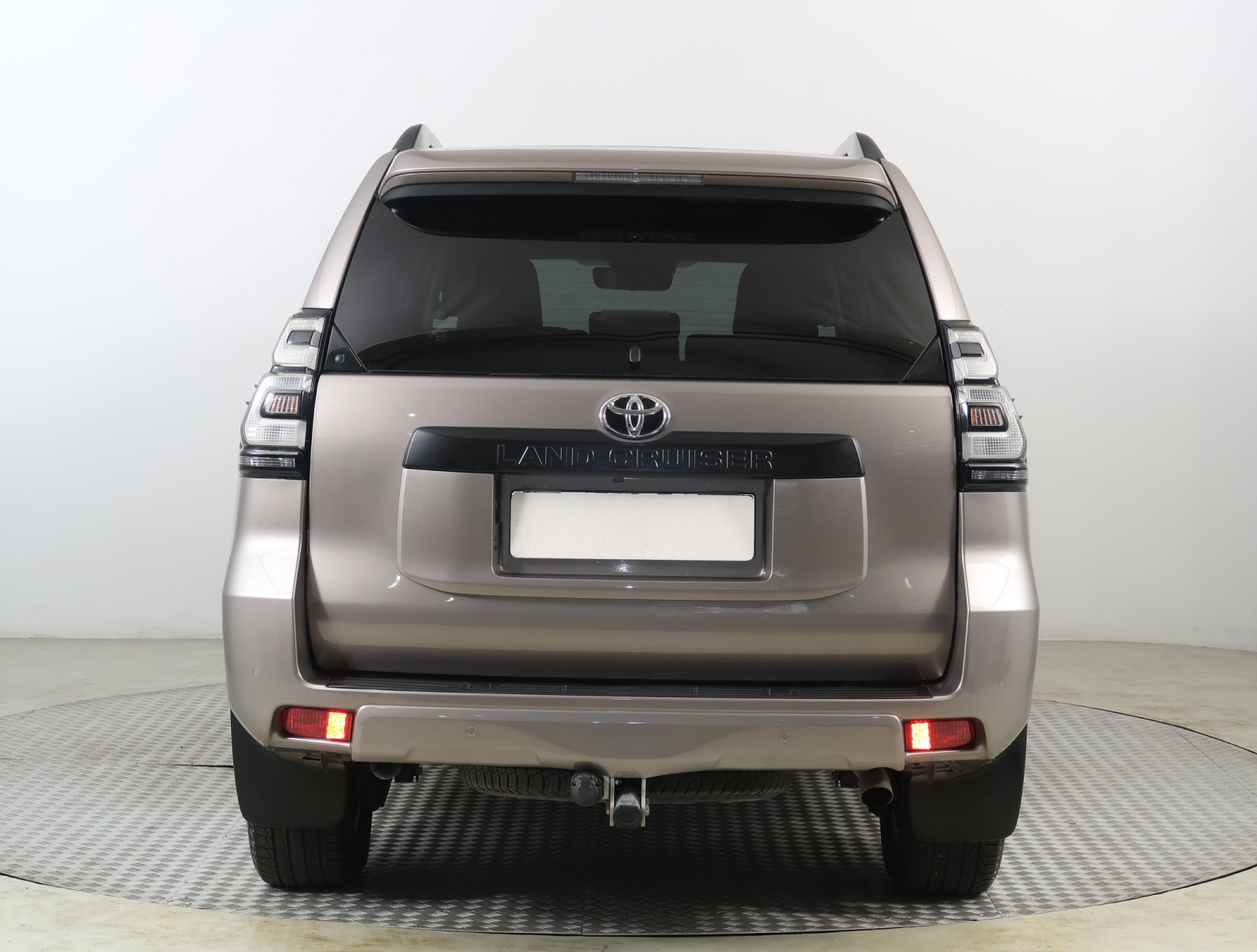 Toyota Land Cruiser - 2023