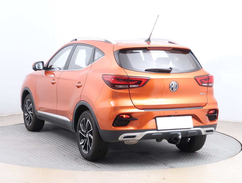 MG ZS SUV