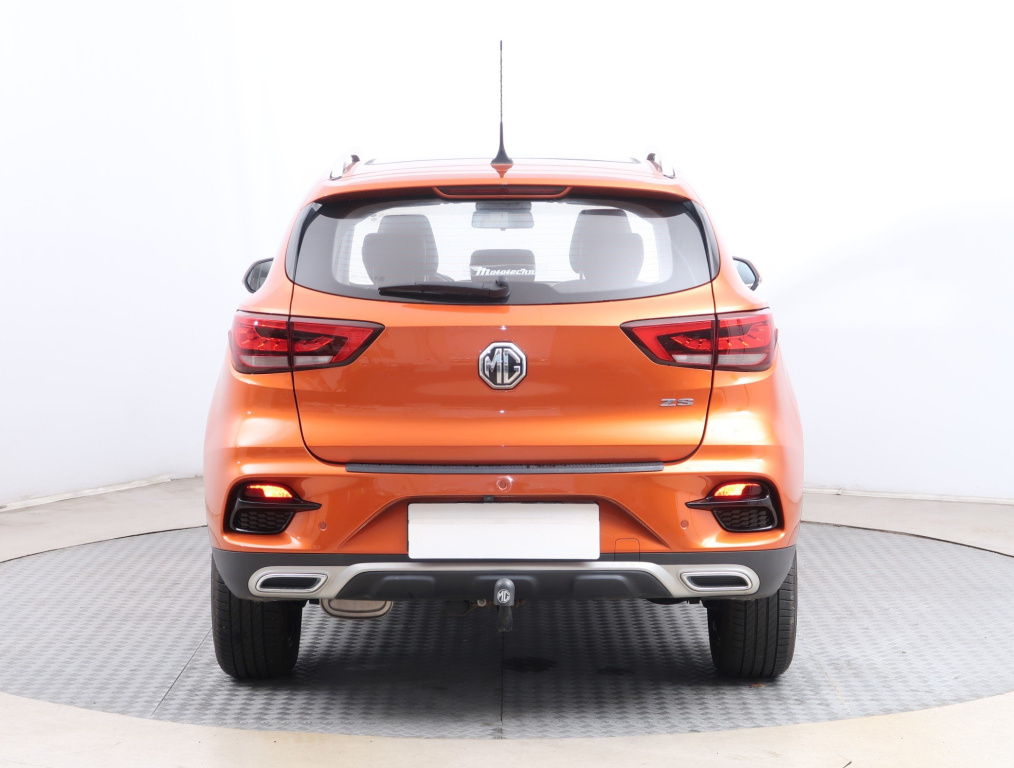 MG ZS SUV