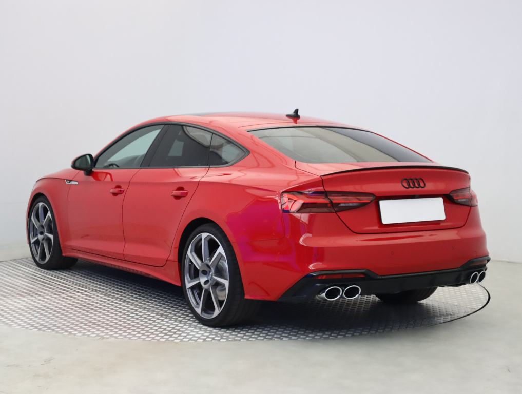 Audi S5