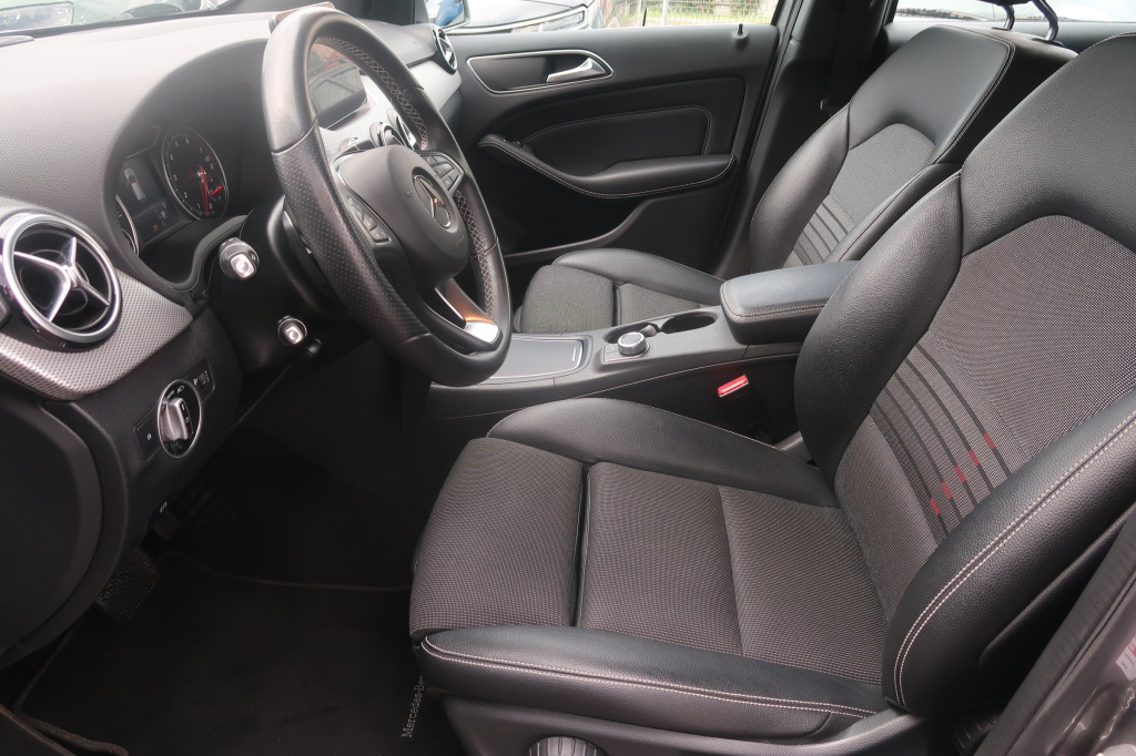 Mercedes-Benz B