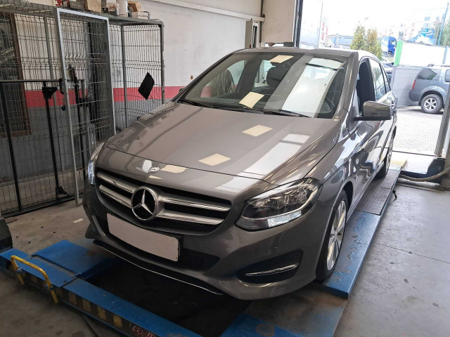 Mercedes-Benz B 2016