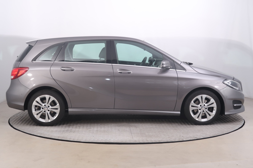 Mercedes-Benz B