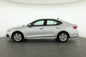 Škoda Octavia - 2023