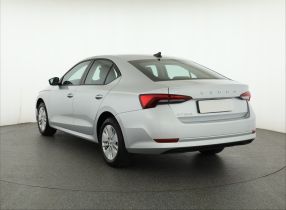 Škoda Octavia - 2023