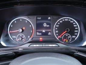 Volkswagen T-Cross - 2021