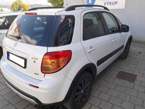 Suzuki SX4 - 2011