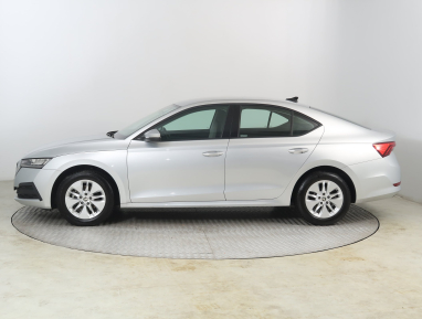 Škoda Octavia - 2023
