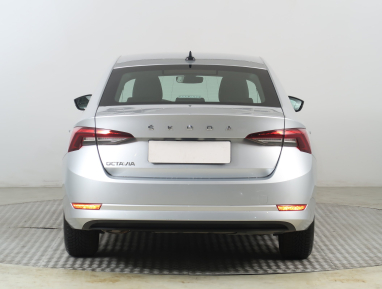 Škoda Octavia - 2023