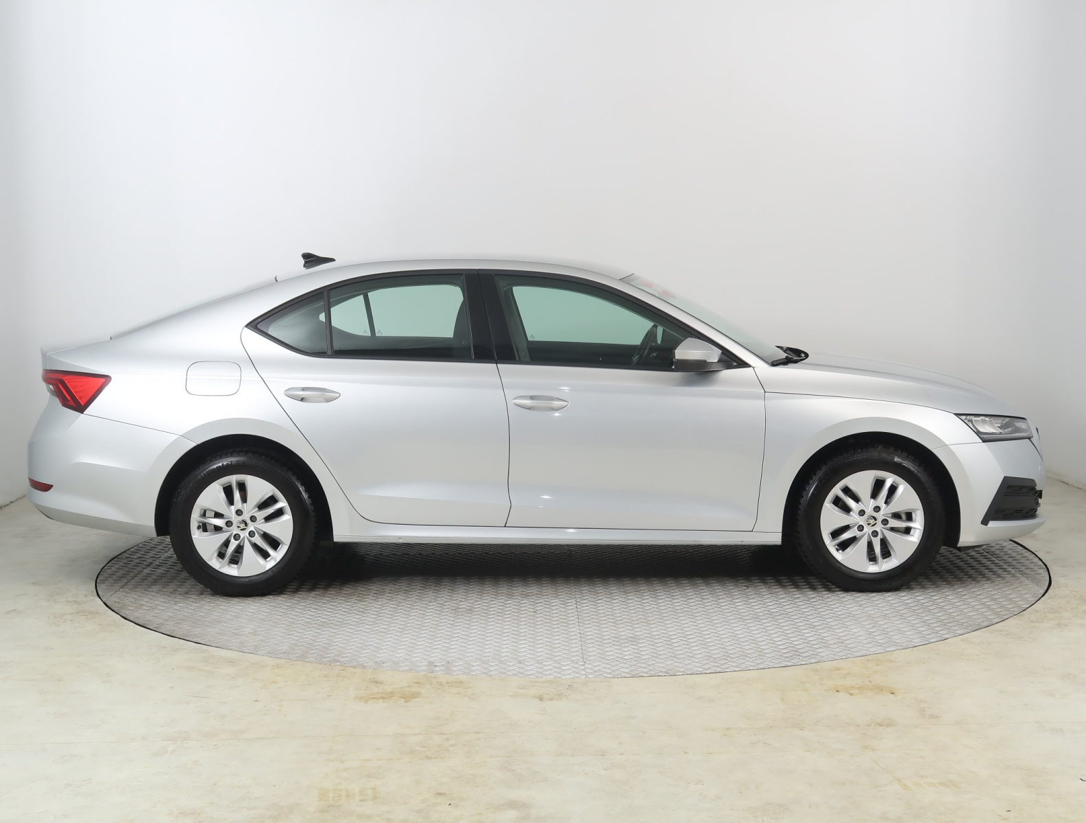 Škoda Octavia - 2023