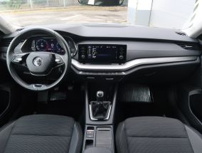 Škoda Octavia - 2023