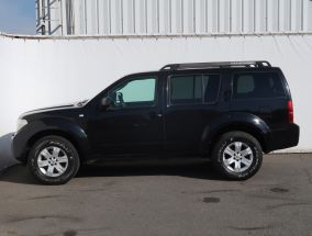 Nissan Pathfinder - 2006