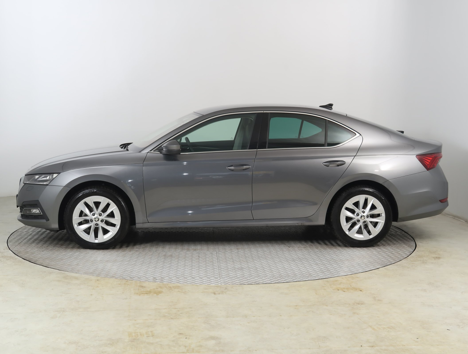 Škoda Octavia - 2024